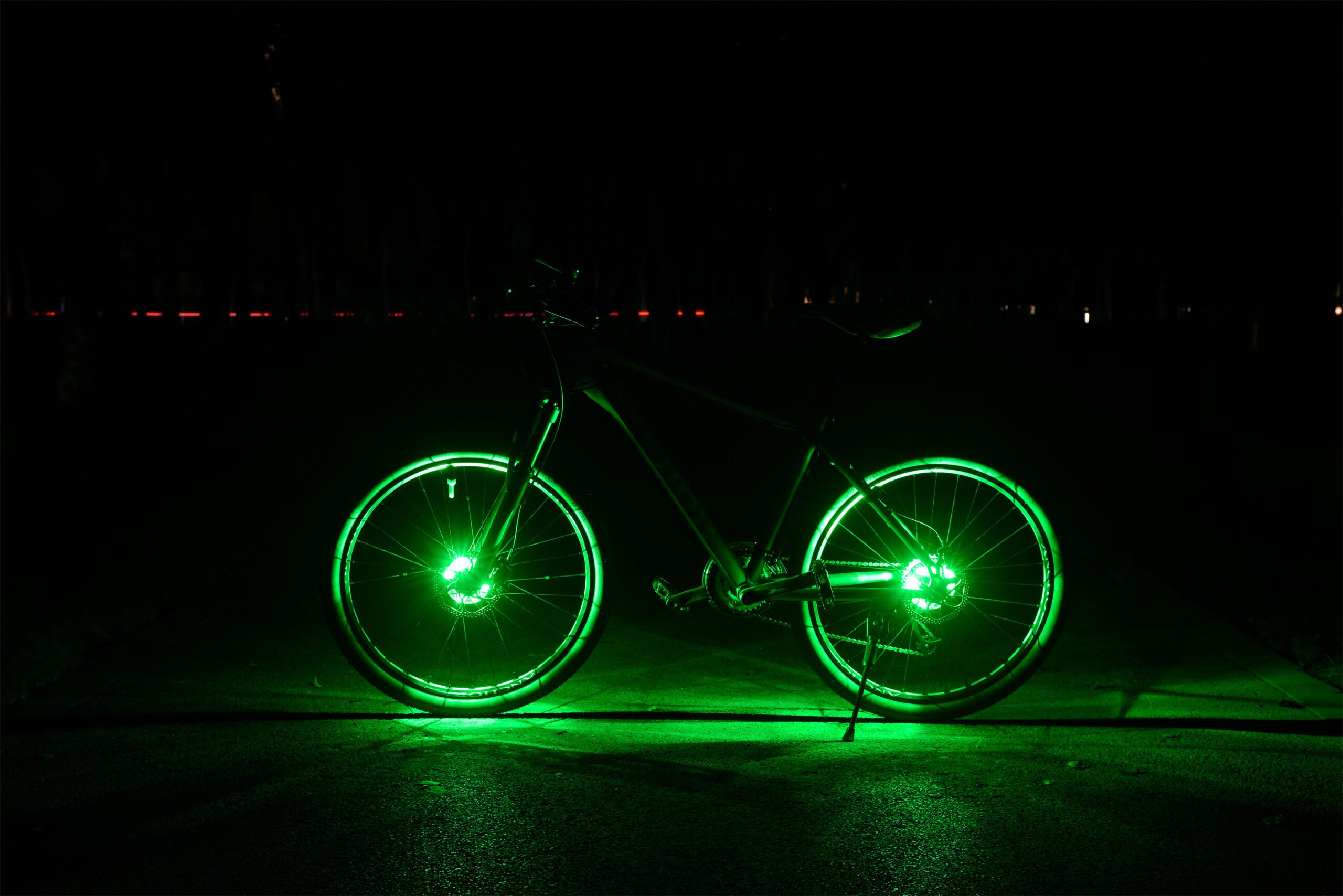 Waterproof USB Rechargeable LED Bike Wheel Lights (7 LED, 9 Colors) - Image 5